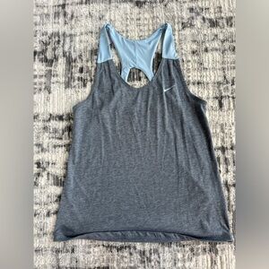 Nike Women's Tennis Shirt. Size Large.